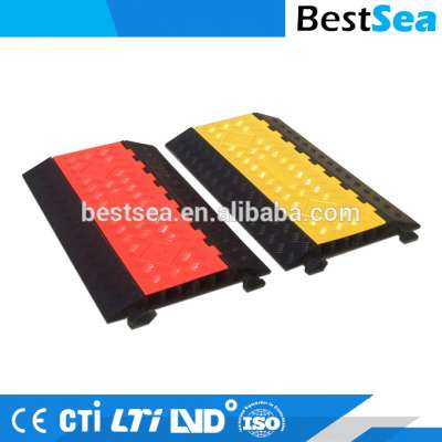 Cable cover rubber, 4 channel cable protection tiles