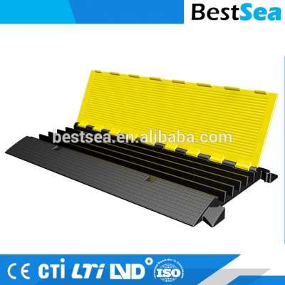 Various size rubber cable protector floor